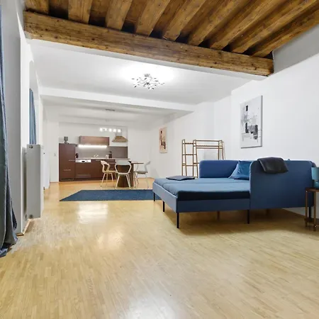Apartment Alpena Homes, Zentrum, Sehr Geraeumig, Kueche