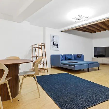 Apartment Alpena Homes, Zentrum, Sehr Geraeumig, Kueche